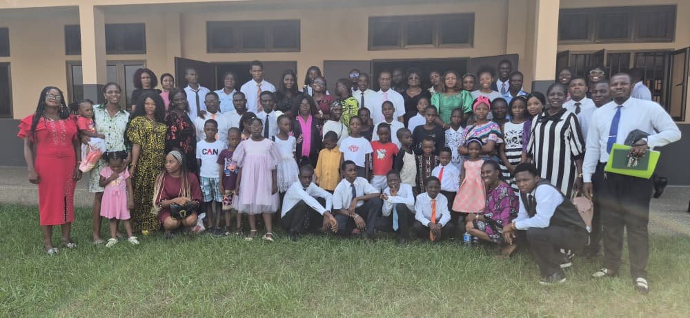 Church members receiving financial and practical assistance from foundation volunteers